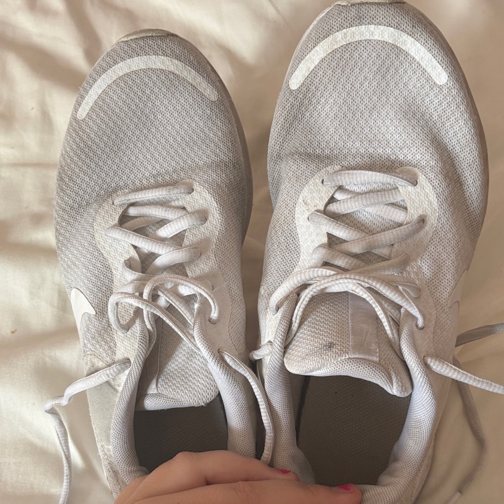 Nike Women's Gray Sneakers